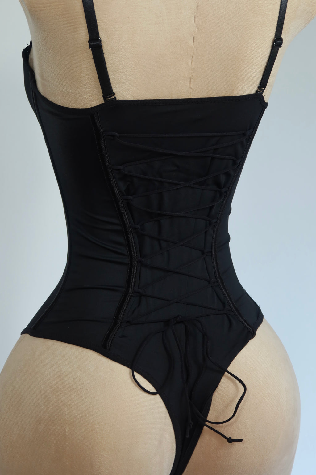 Body corset